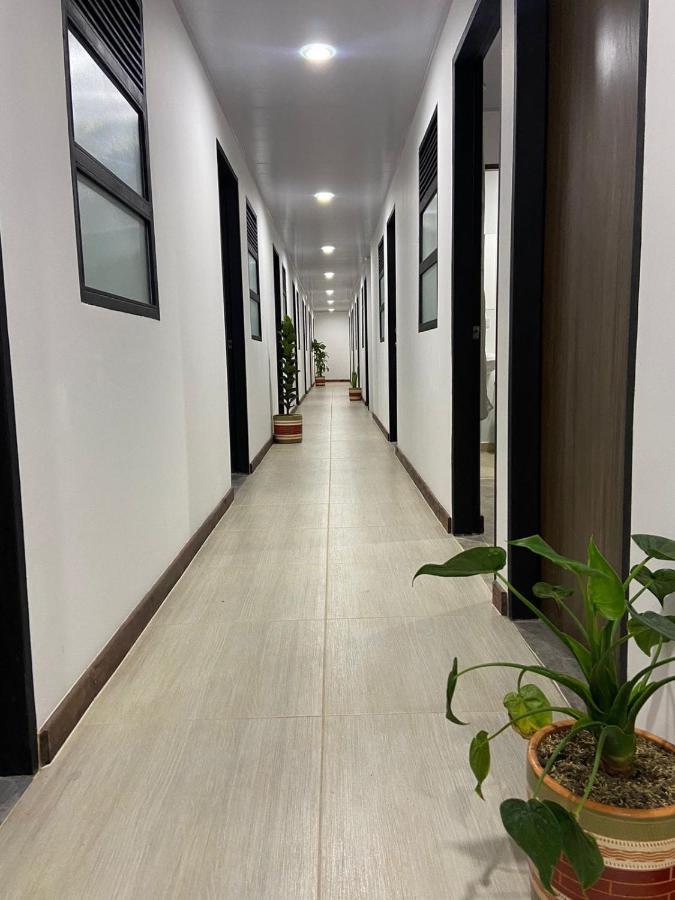 Artesanos Y Turistas Apartment Guatape Exterior photo