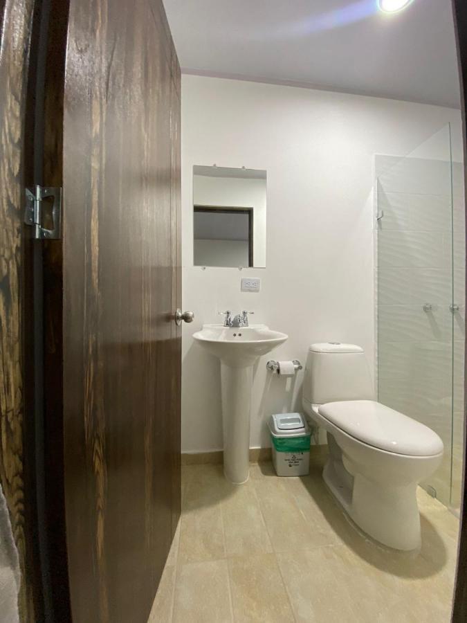 Artesanos Y Turistas Apartment Guatape Exterior photo